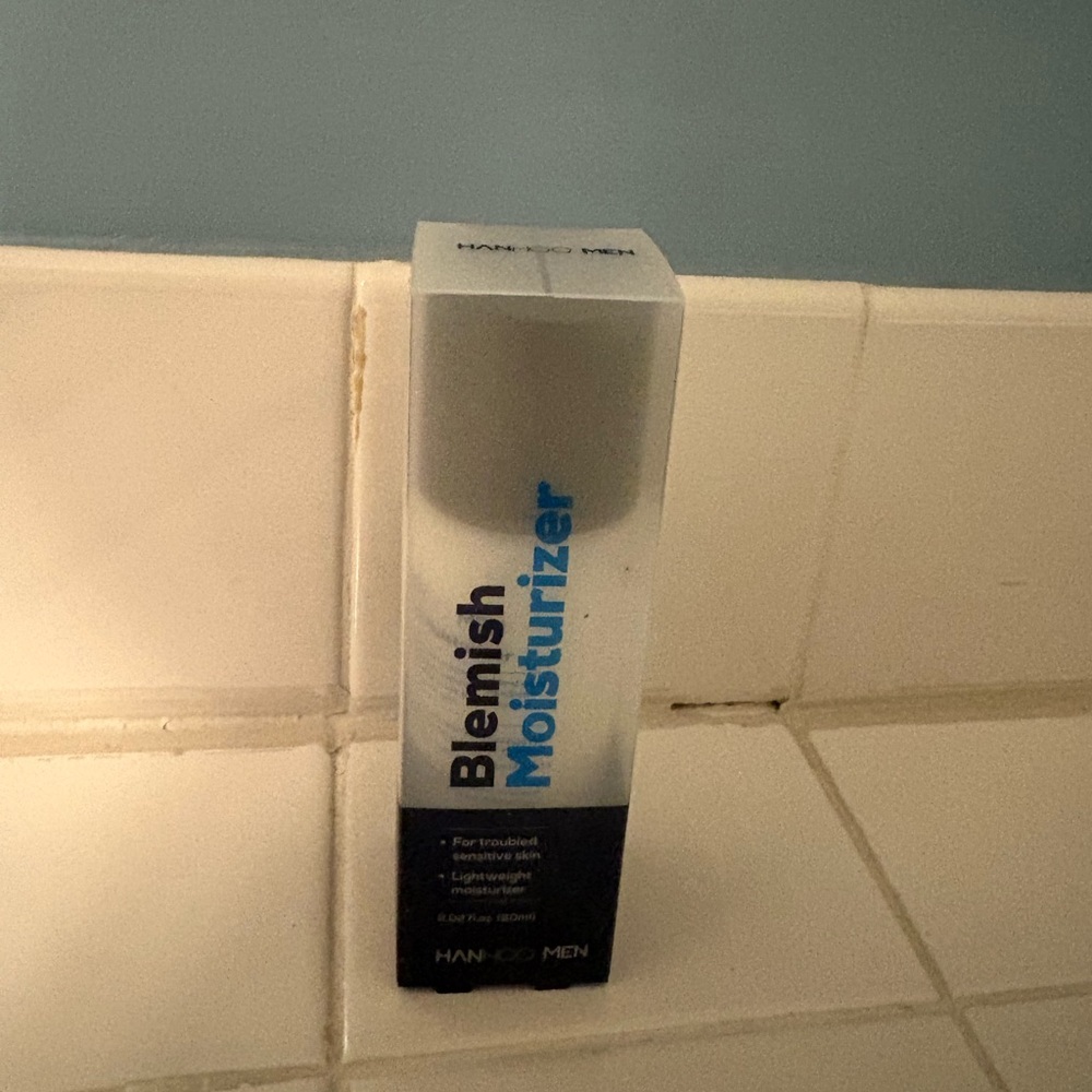 NIB Hanhoo Skin Hanhoo Men Blemish Moisturizer 2.02 fl oz